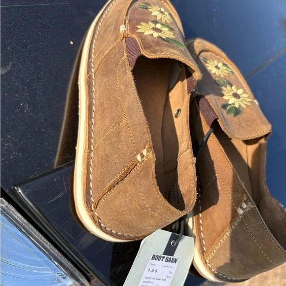 Brown Floral Women’s Loafers - Picture 2 of 2